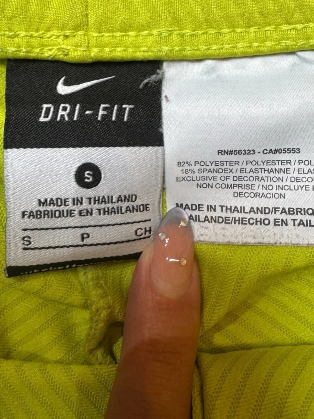 Y2K Nike Chartreuse Green + Coral Chevron Print Athletic Shorts Size Small